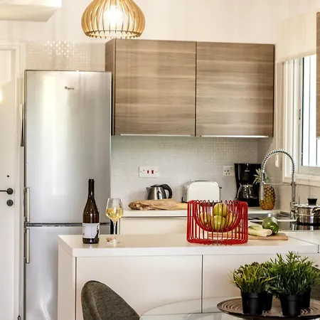 Villa Larnaca Seaside Marina 43 *