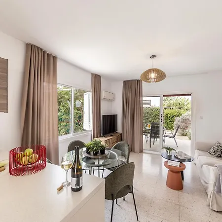 Villa Larnaca Seaside Marina 43