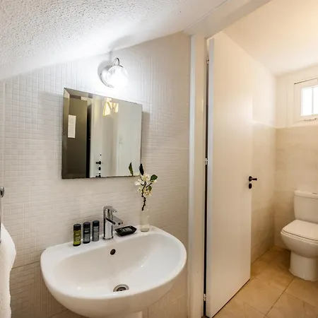 Larnaca Seaside Marina 43 * פריווליה