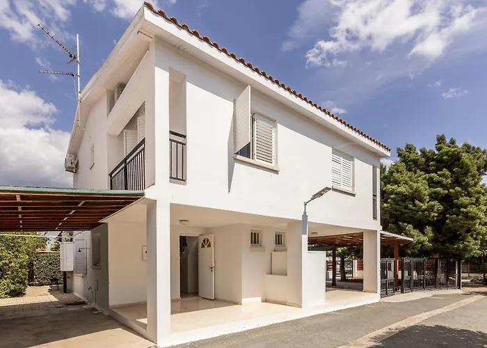 Villa Larnaca Seaside Marina 43