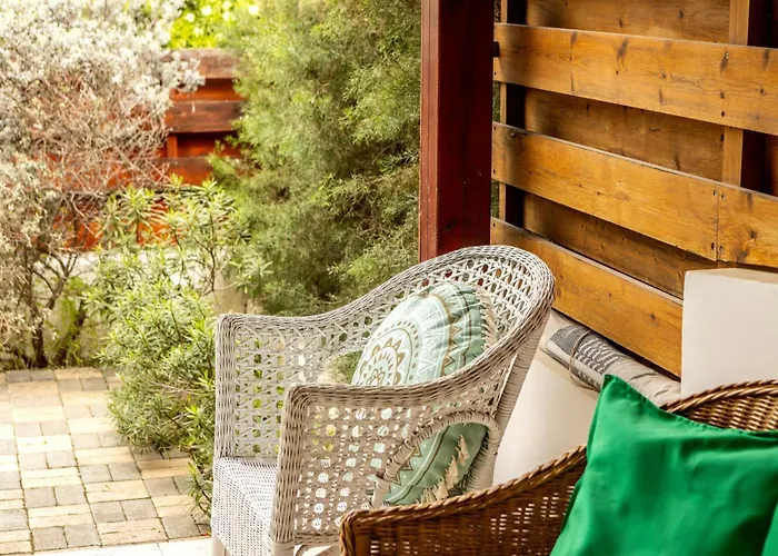 Larnaca Seaside Marina 43 빌라